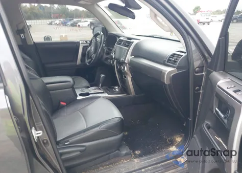 2021 Toyota 4Runner Sr5 из США, поврежденный, VIN JTEMU5JR5M5860867